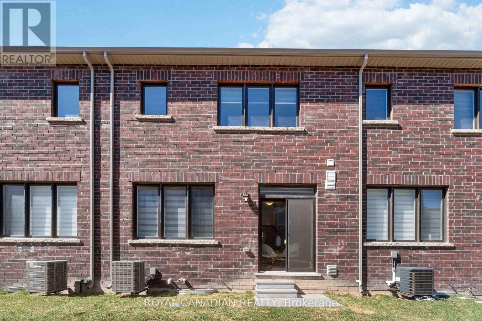 10 Lemon Avenue, Thorold, Ontario  L0S 1K0 - Photo 30 - X12190272