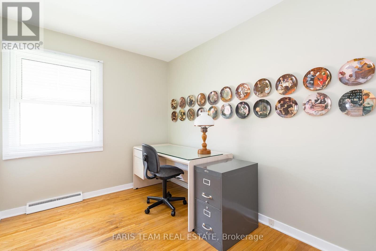 6 Glendale Drive, Welland, Ontario  L3C 4Y6 - Photo 12 - X12190273