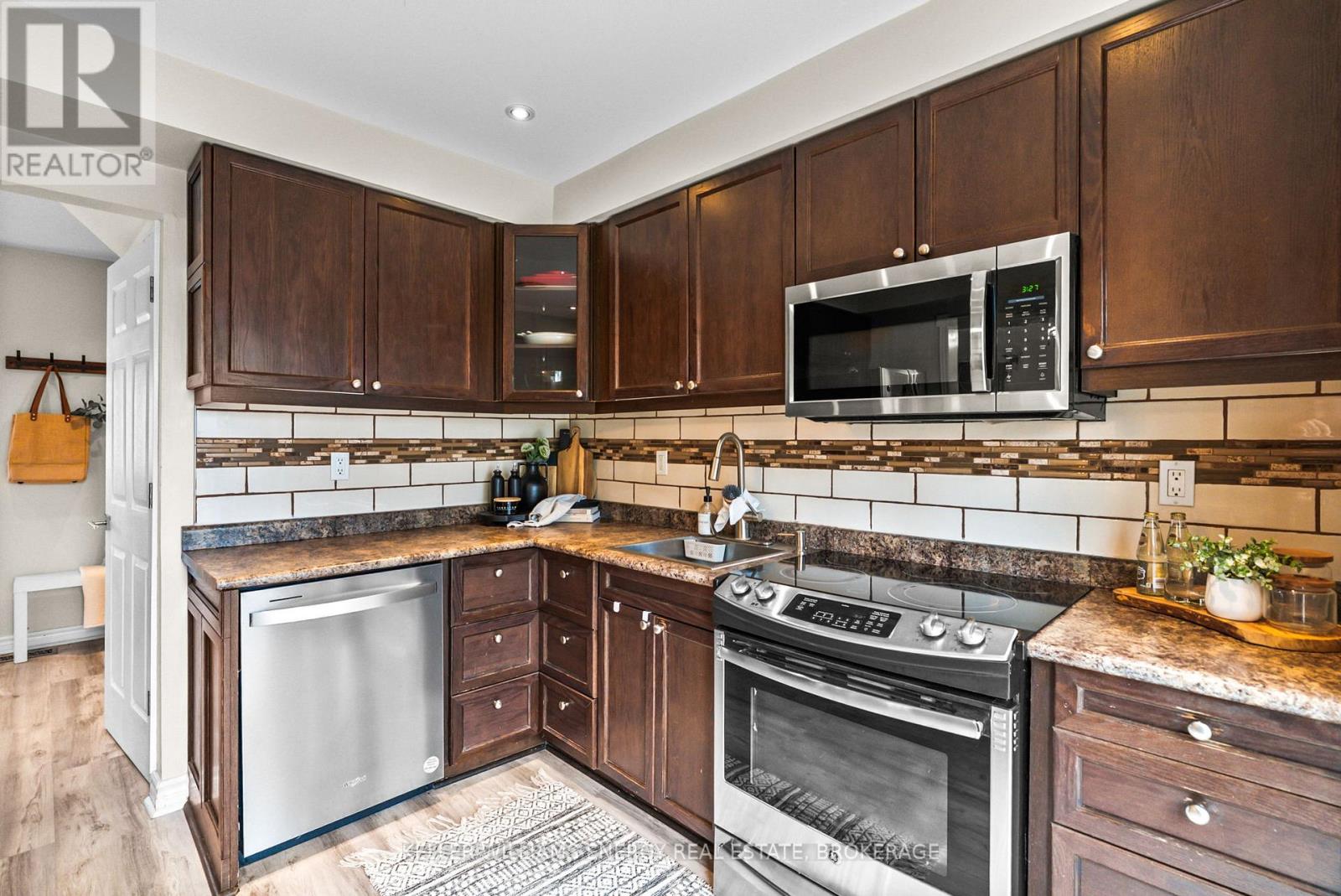 114 Yorkville Drive, Clarington, Ontario  L1E 2A6 - Photo 10 - E12190356