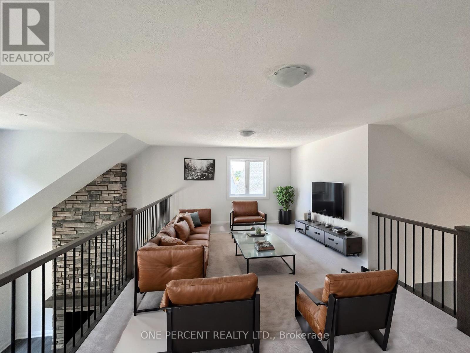 122 Beacon Drive, Blue Mountains, Ontario  N0H 2P0 - Photo 14 - X12190329