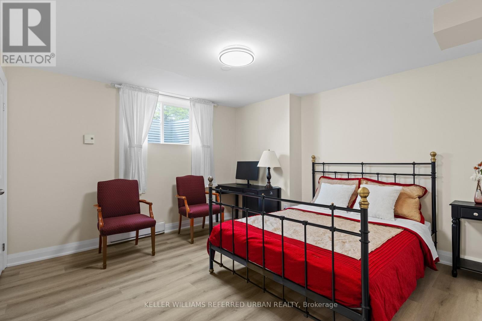 Lower - 543 Scott Street, Niagara-On-The-Lake, Ontario  L0S 1J0 - Photo 15 - X12190351
