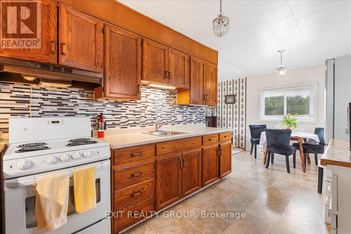 16577 Telephone Road, Brighton, Ontario  K0K 1H0 - Photo 15 - X12190395