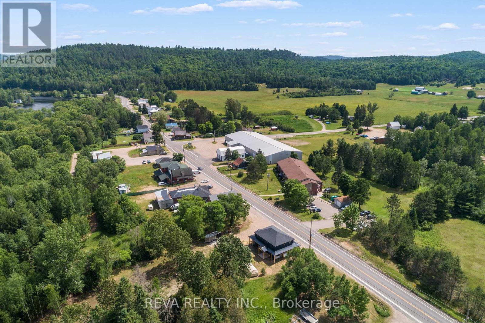 5970 Palmer Road, Brudenell, Ontario  K0J 2E0 - Photo 3 - X12190464