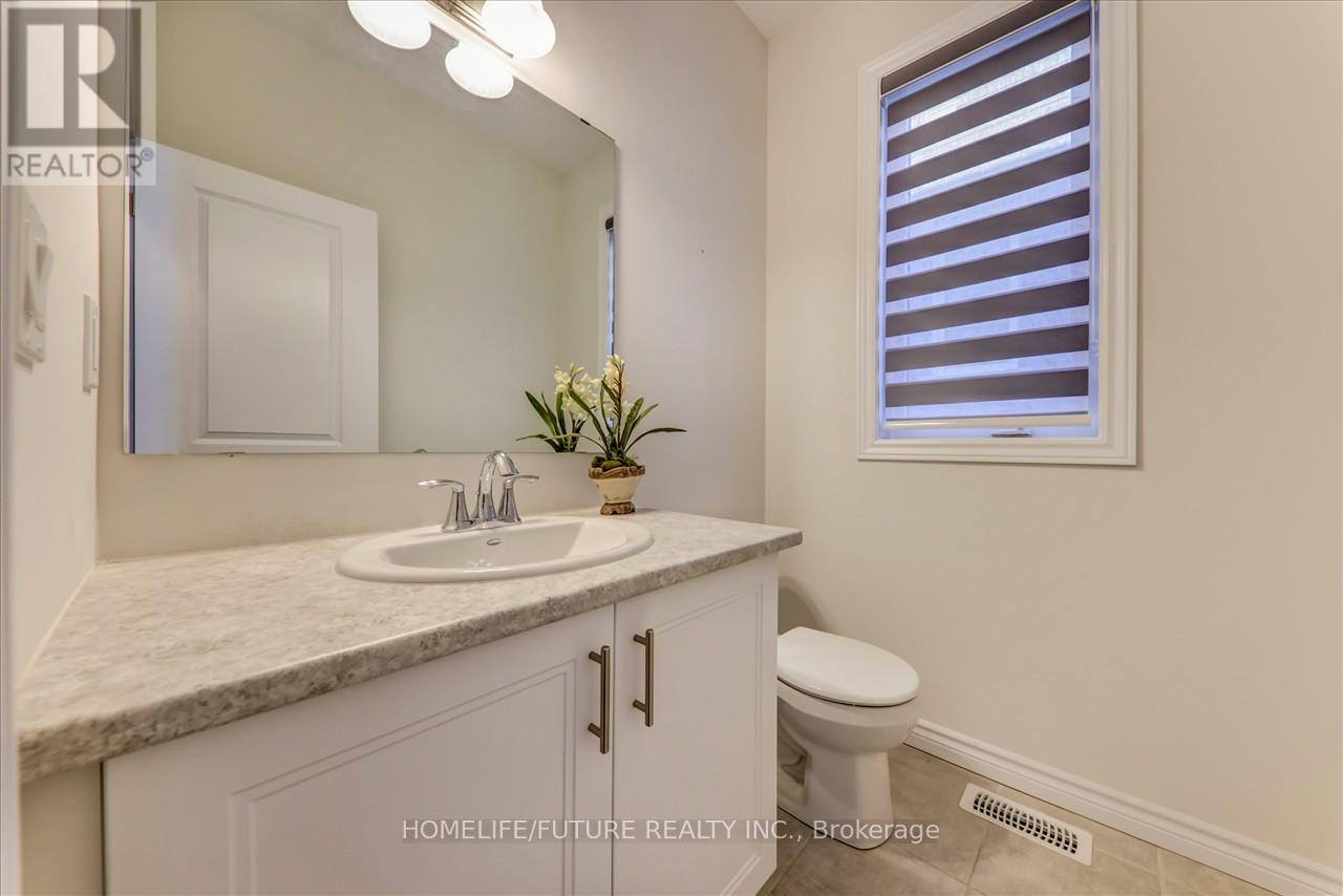 239 O'neil Street, Peterborough North, Ontario  K9K 0H8 - Photo 6 - X12167707