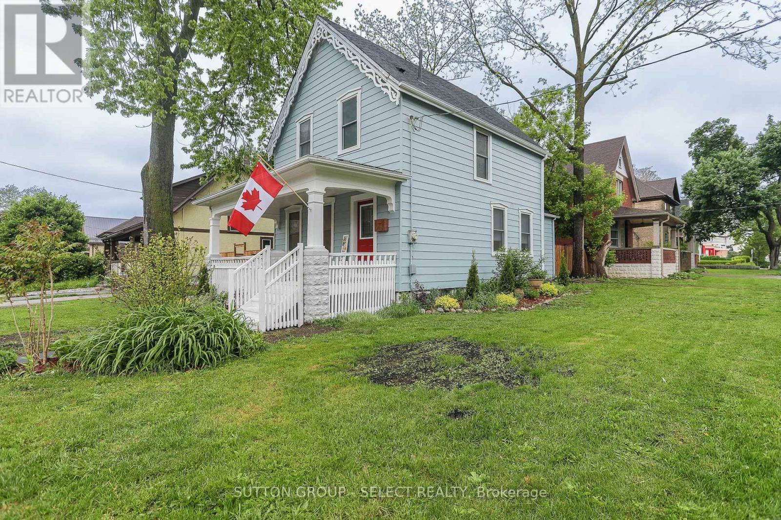 964 Dufferin Avenue, London East, Ontario  N5W 3K2 - Photo 3 - X12190353