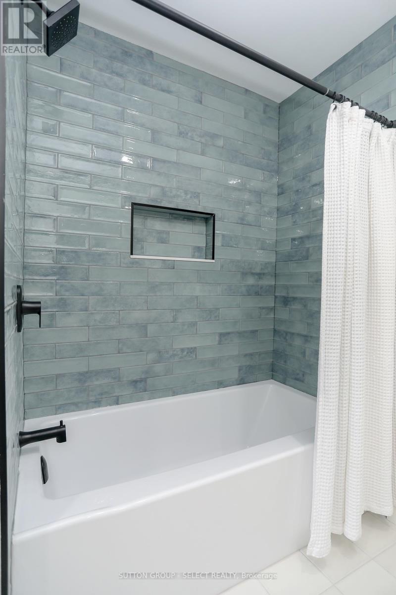 964 Dufferin Avenue, London East, Ontario  N5W 3K2 - Photo 37 - X12190353
