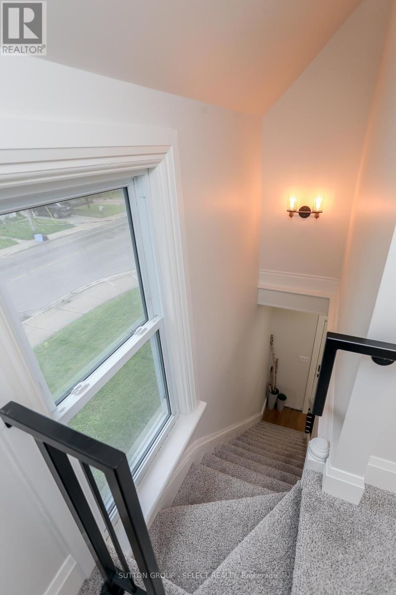 964 Dufferin Avenue, London East, Ontario  N5W 3K2 - Photo 39 - X12190353