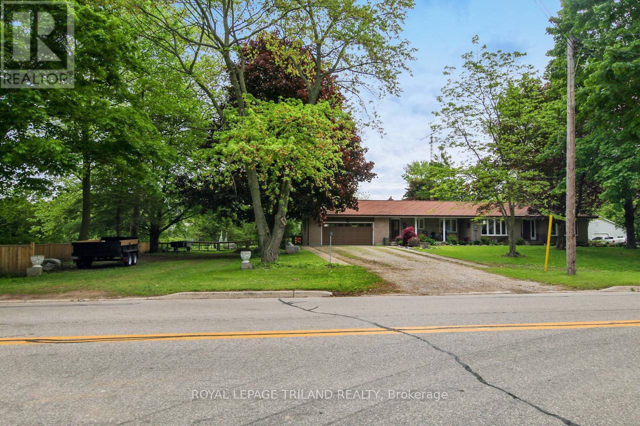 9460 Currie Road, Dutton/dunwich (Wallacetown), Ontario  N0L 2M0 - Photo 2 - X12190374