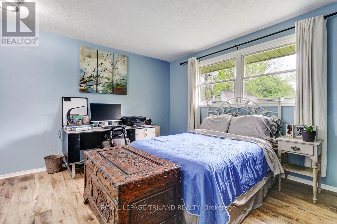 9460 Currie Road, Dutton/dunwich (Wallacetown), Ontario  N0L 2M0 - Photo 21 - X12190374