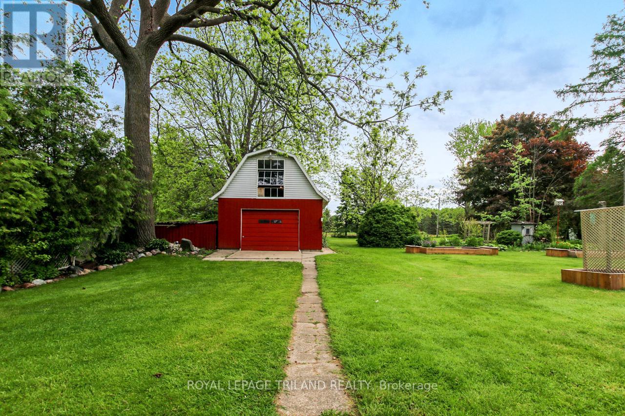 9460 Currie Road, Dutton/dunwich (Wallacetown), Ontario  N0L 2M0 - Photo 40 - X12190374
