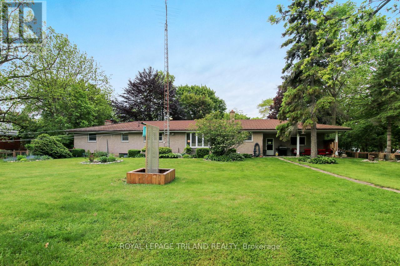 9460 Currie Road, Dutton/dunwich (Wallacetown), Ontario  N0L 2M0 - Photo 42 - X12190374