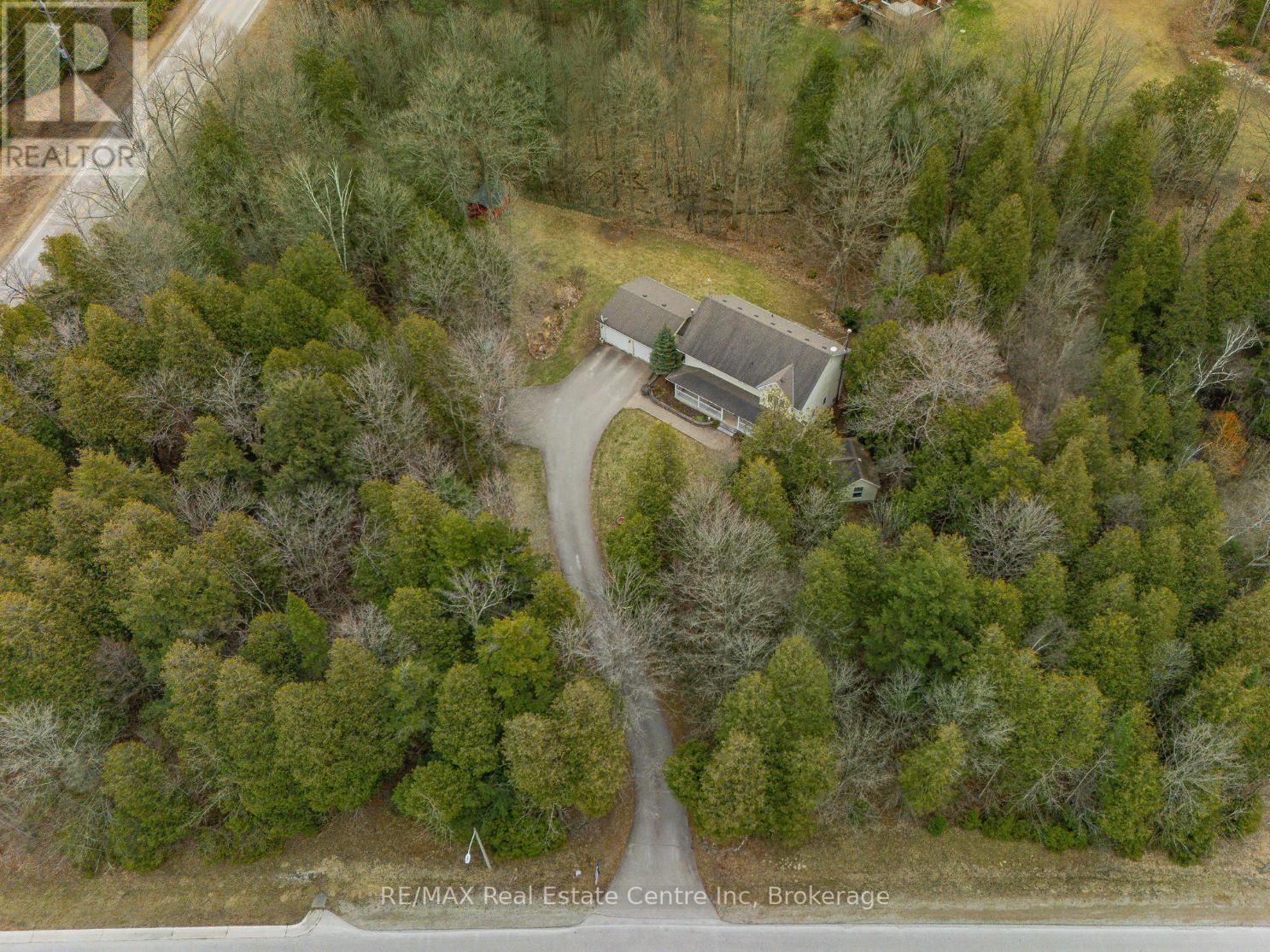5120 PINERIDGE DRIVE, Milton, Ontario