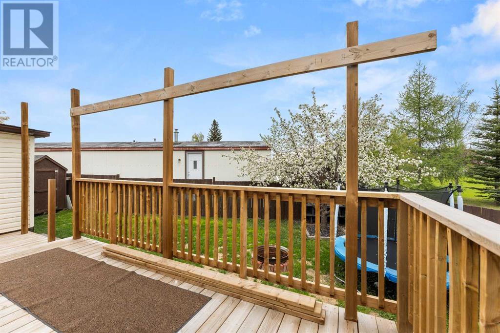 13 Birch Close, Olds, Alberta  T4H 1M2 - Photo 17 - A2223364