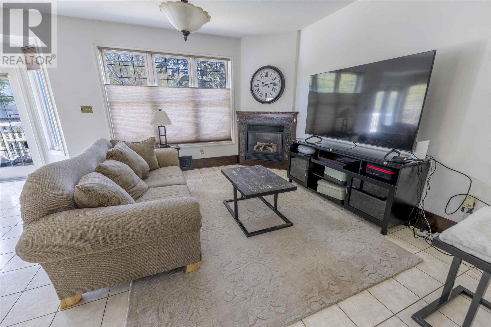 Property at 1421 Isabella ST image 2