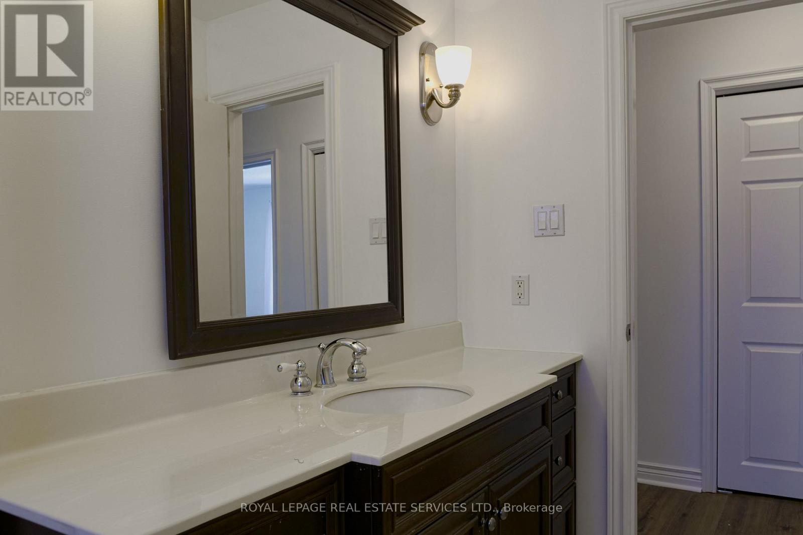 157 Trelawn Avenue, Oakville, Ontario  L6J 4R3 - Photo 17 - W11984317