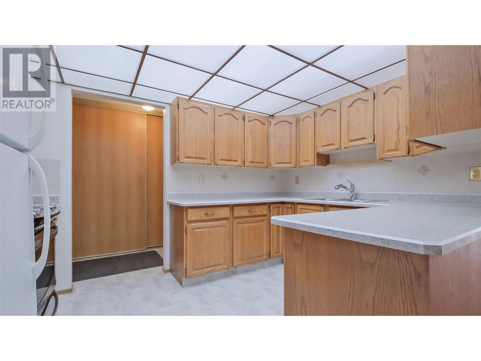 2110 Hoy Street Unit# 105, Kelowna, British Columbia  V1Y 8T4 - Photo 6 - 10350443