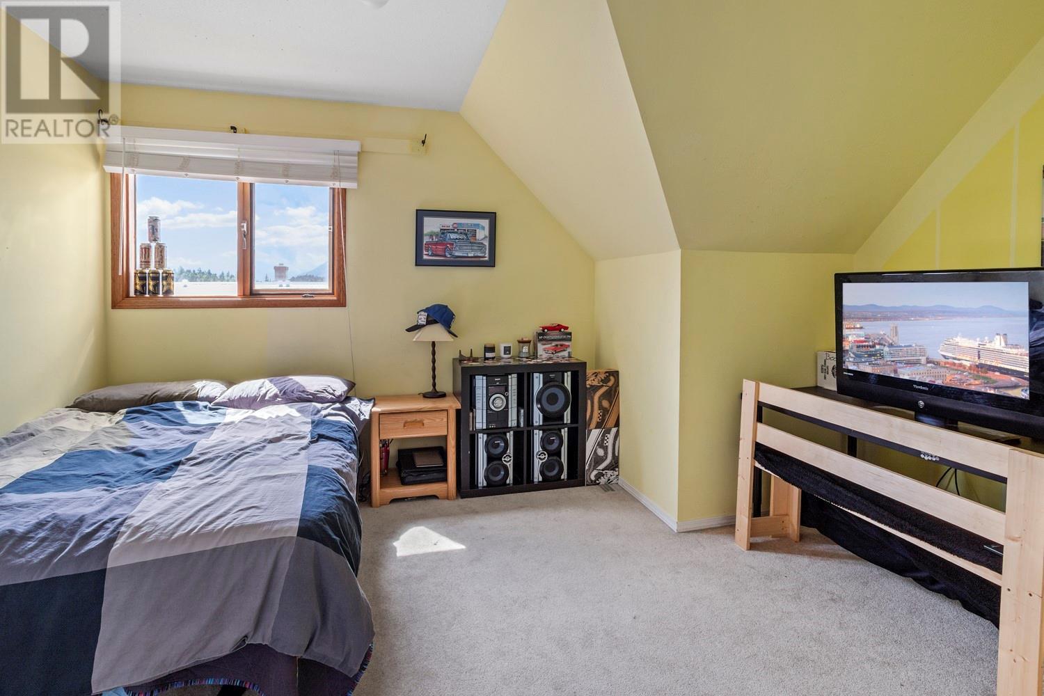 950 Hagey Road, Lister, British Columbia V0B 1C1 - Photo 11 - 10347838