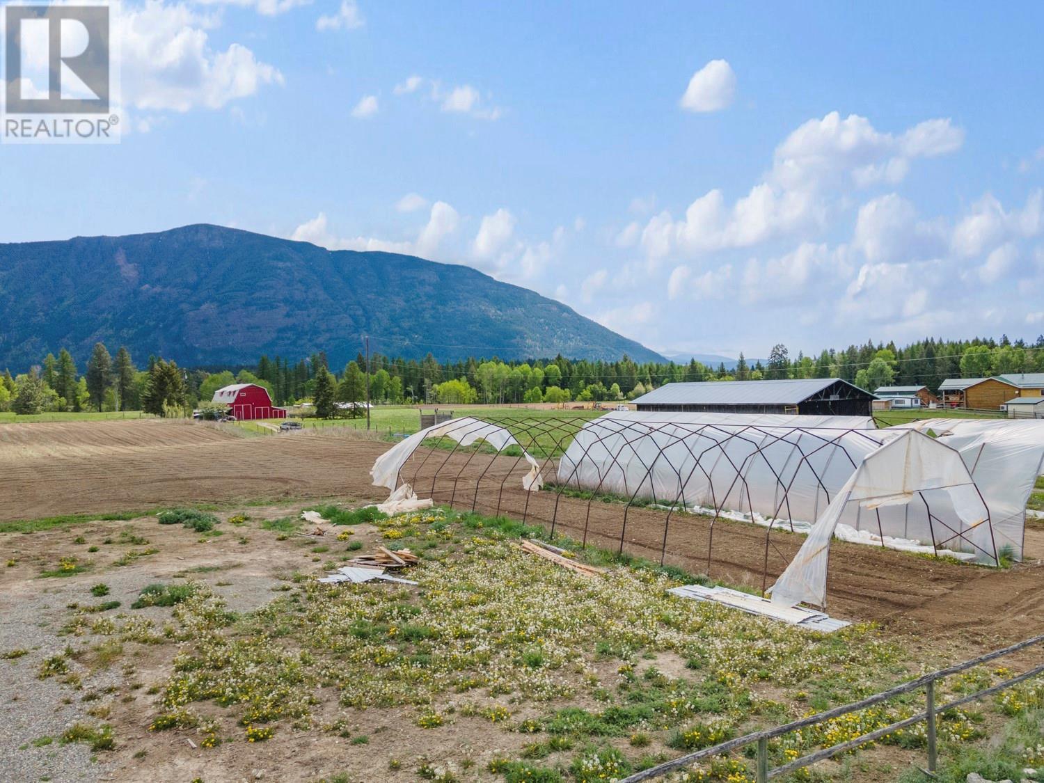 950 Hagey Road, Lister, British Columbia V0B 1C1 - Photo 21 - 10347838