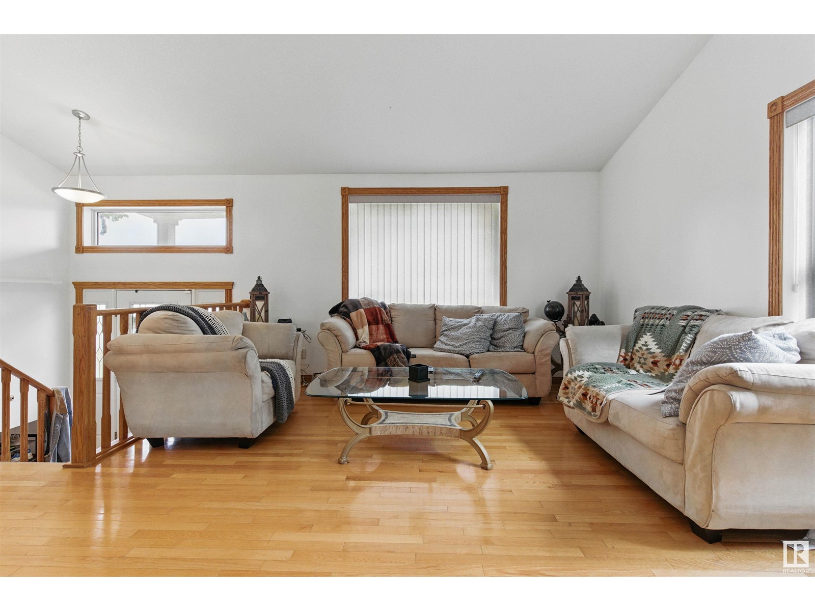 Property at 9716 160 ST NW image 2
