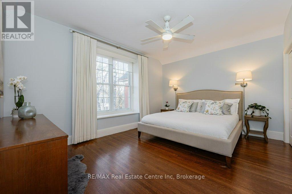 15 Liverpool Street, Guelph (Downtown), Ontario  N1H 2K8 - Photo 28 - X12190355