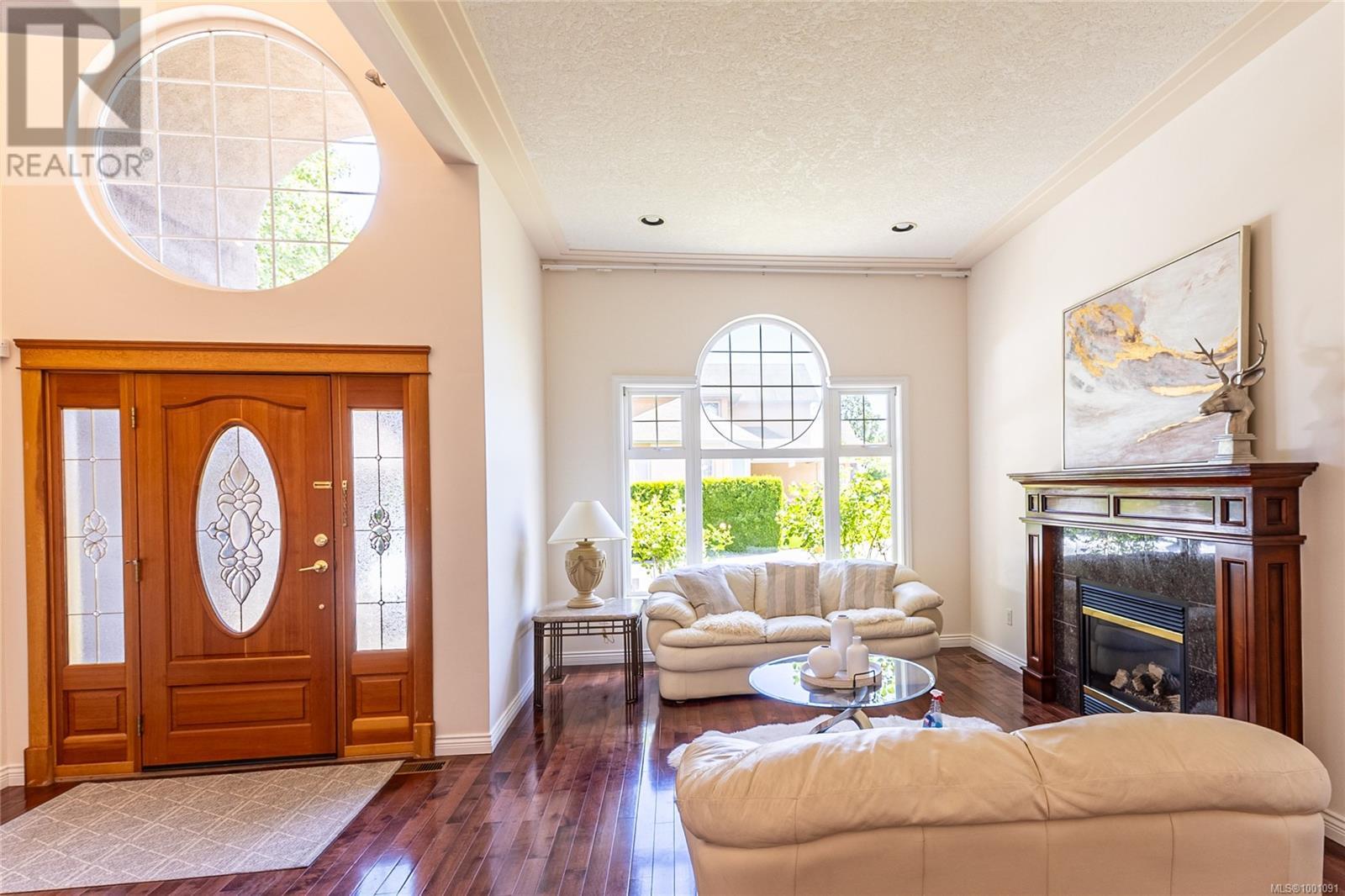 4252 Oakview Close, Saanich, British Columbia  V8N 6M8 - Photo 13 - 1001091