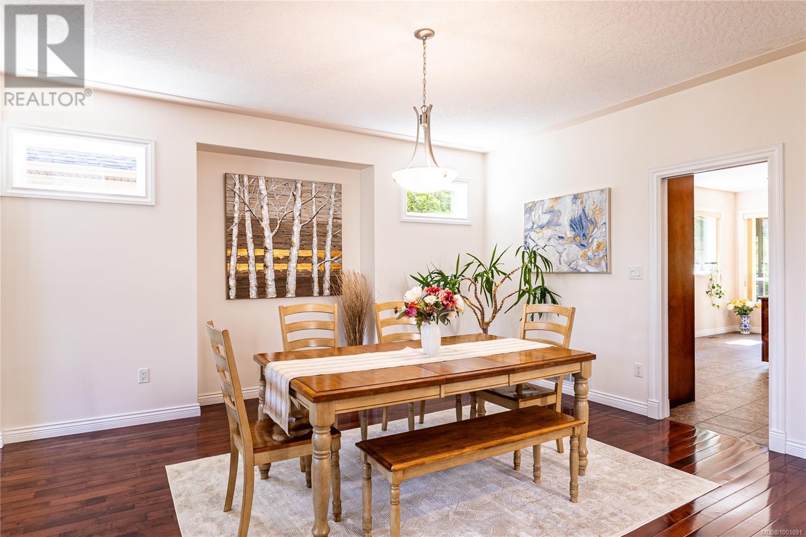 4252 Oakview Close, Saanich, British Columbia  V8N 6M8 - Photo 15 - 1001091