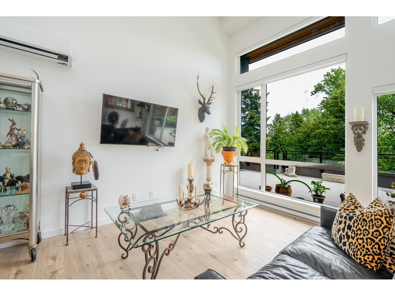 504 3182 Gladwin Road, Abbotsford, British Columbia  V2T 0K8 - Photo 3 - R3009600