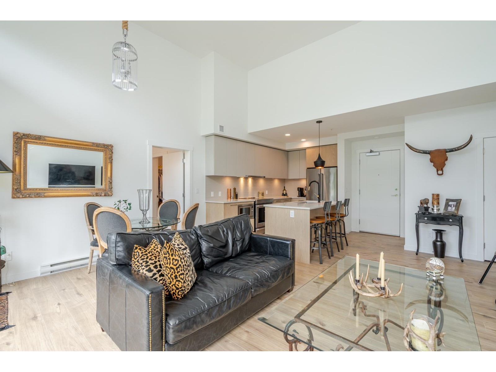 504 3182 Gladwin Road, Abbotsford, British Columbia  V2T 0K8 - Photo 5 - R3009600