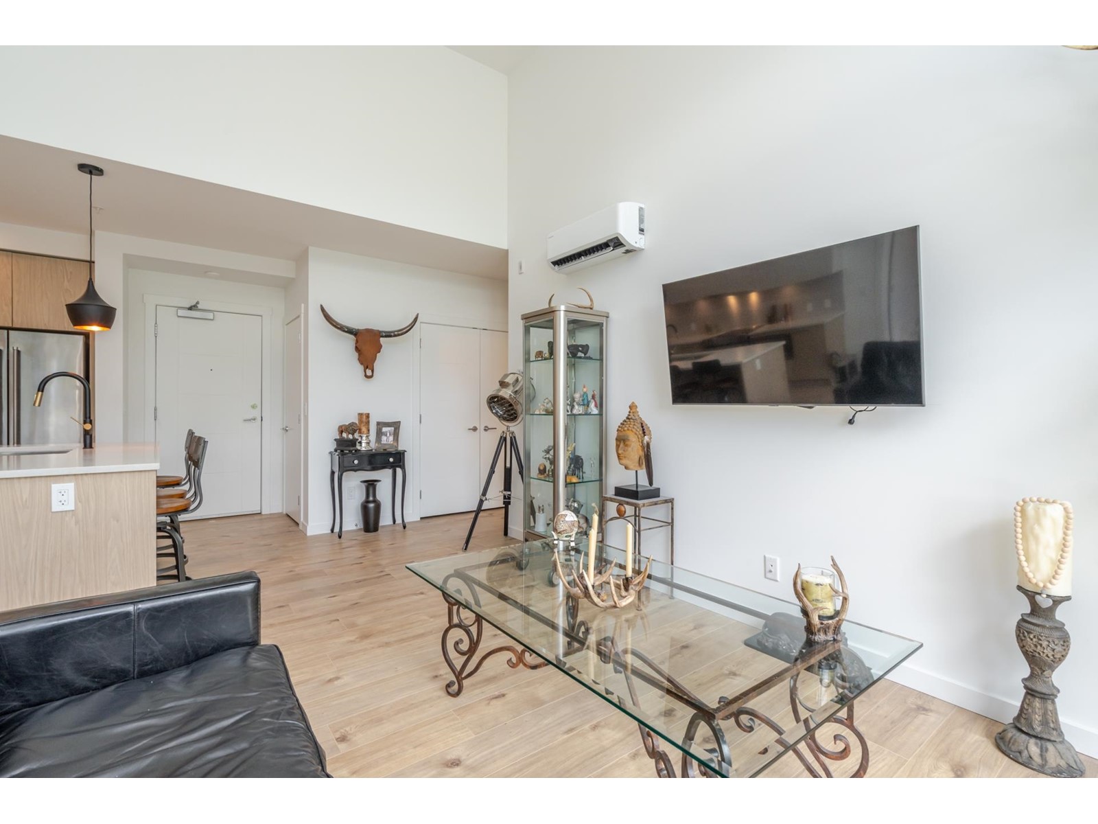 504 3182 Gladwin Road, Abbotsford, British Columbia  V2T 0K8 - Photo 4 - R3009600
