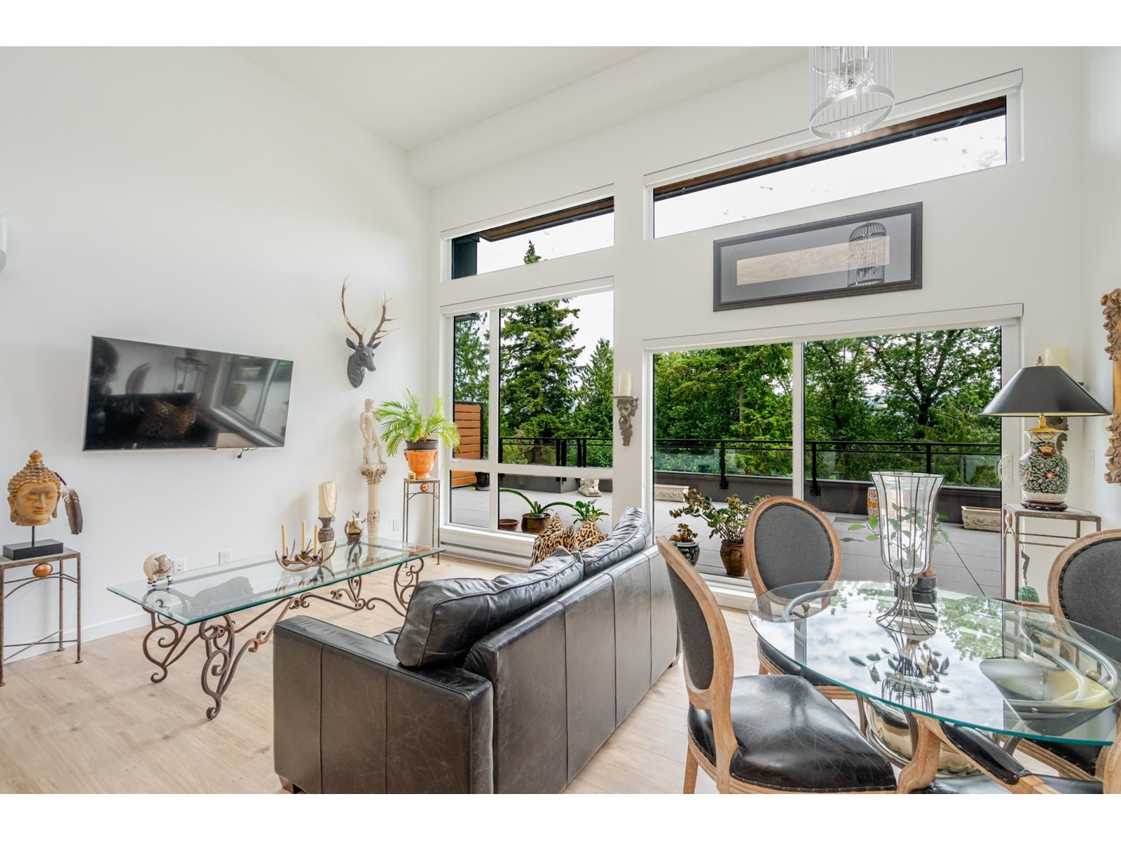 504 3182 Gladwin Road, Abbotsford, British Columbia  V2T 0K8 - Photo 1 - R3009600