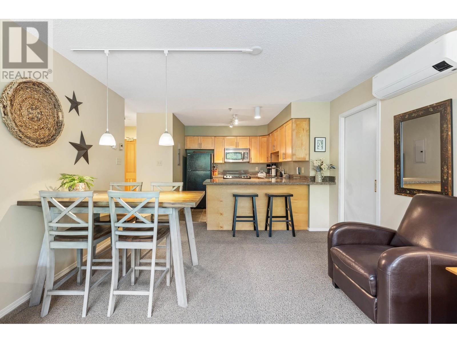 303/304 4905 Spearhead Place, Whistler, British Columbia  V8E 1E8 - Photo 7 - R3008368