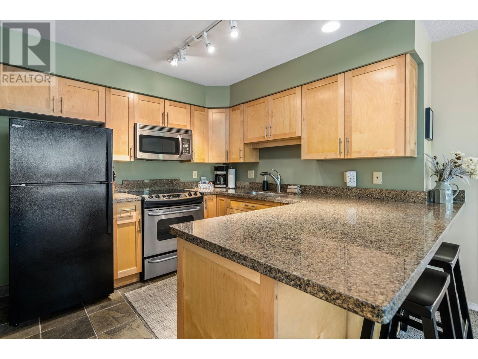303/304 4905 Spearhead Place, Whistler, British Columbia  V8E 1E8 - Photo 18 - R3008368