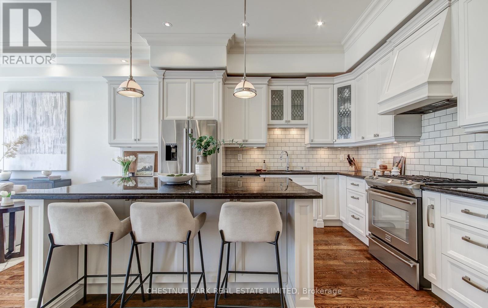 249 Sheldrake Boulevard, Toronto, Ontario  M4P 2B7 - Photo 12 - C12190492