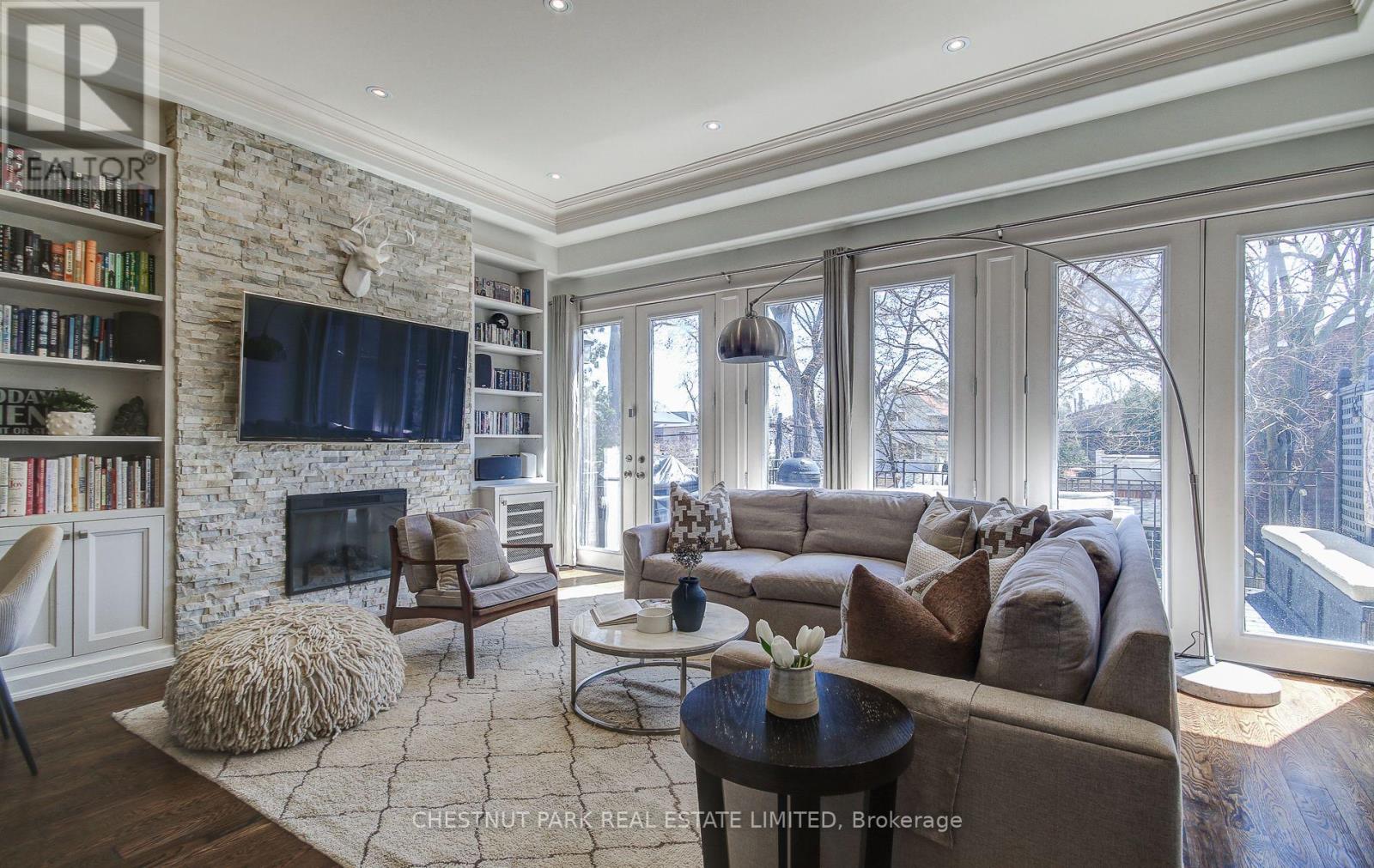 249 Sheldrake Boulevard, Toronto, Ontario  M4P 2B7 - Photo 22 - C12190492