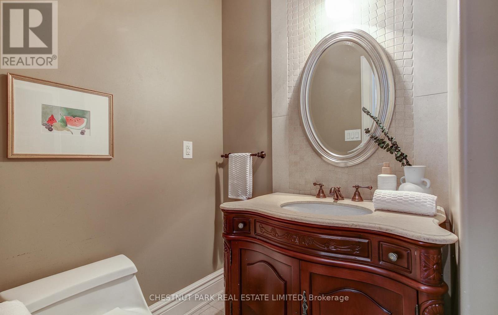 249 Sheldrake Boulevard, Toronto, Ontario  M4P 2B7 - Photo 26 - C12190492