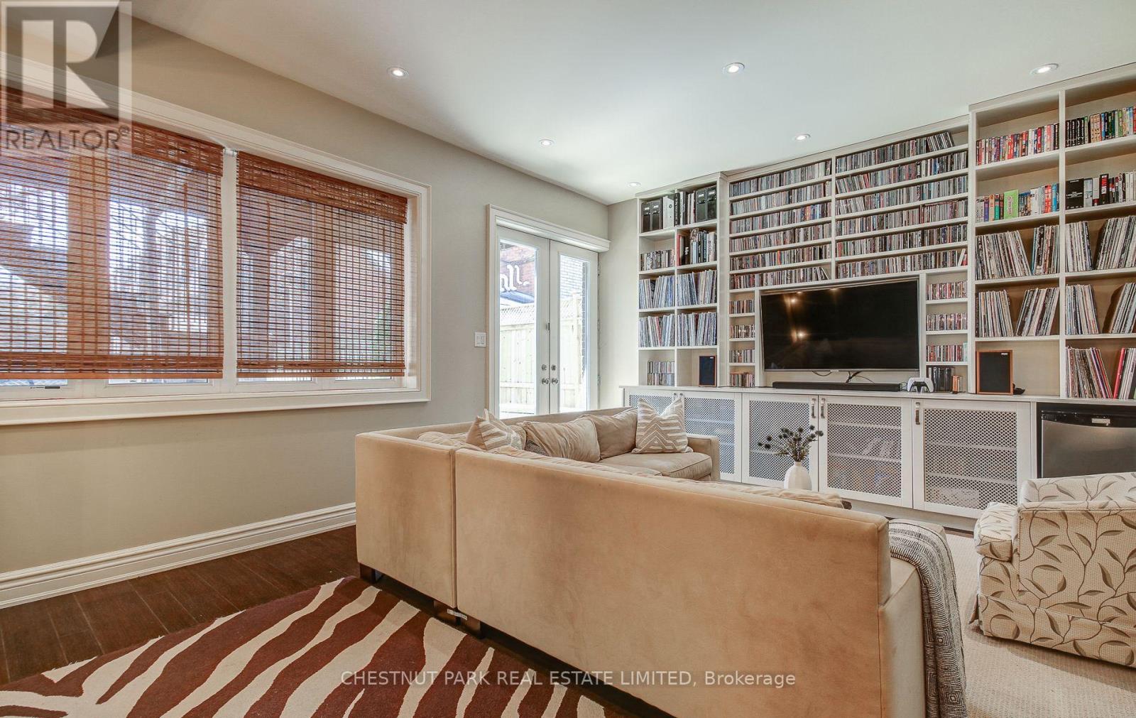 249 Sheldrake Boulevard, Toronto, Ontario  M4P 2B7 - Photo 39 - C12190492