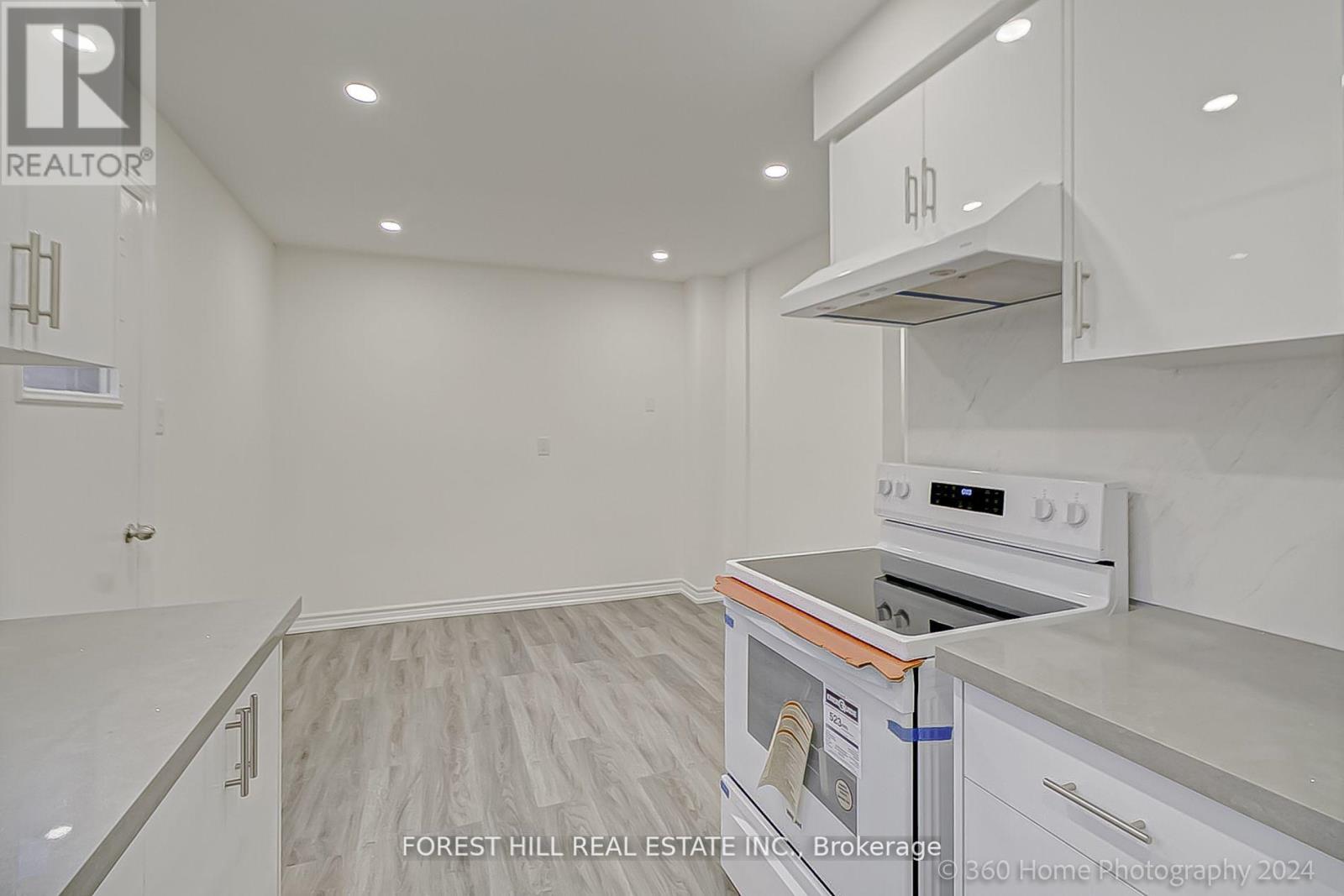 55 Plumbrook Crescent, Toronto, Ontario  M1S 3Z9 - Photo 9 - E12190385