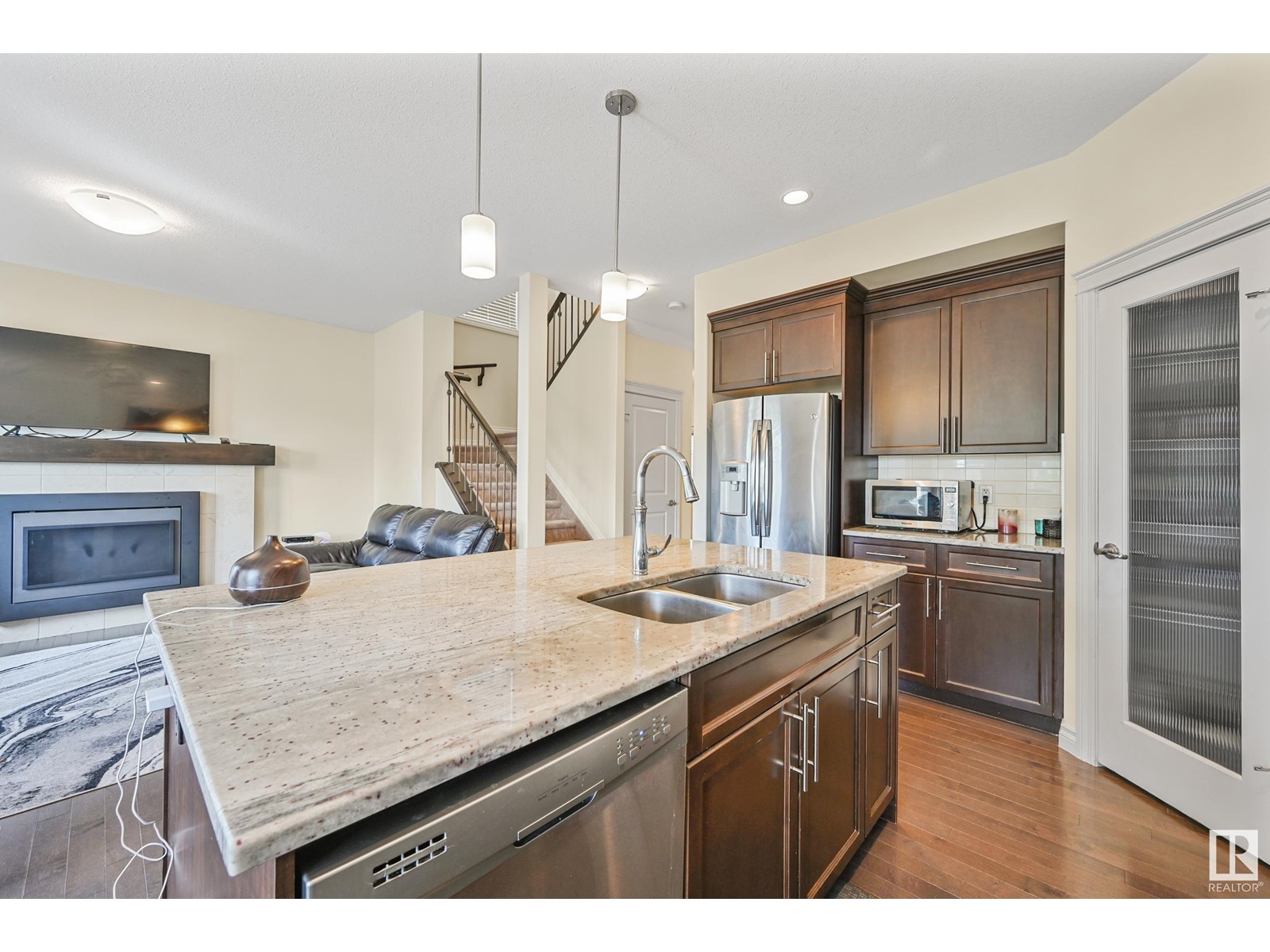 13805 138 Av Nw, Edmonton, Alberta  T6V 0M1 - Photo 2 - E4439956