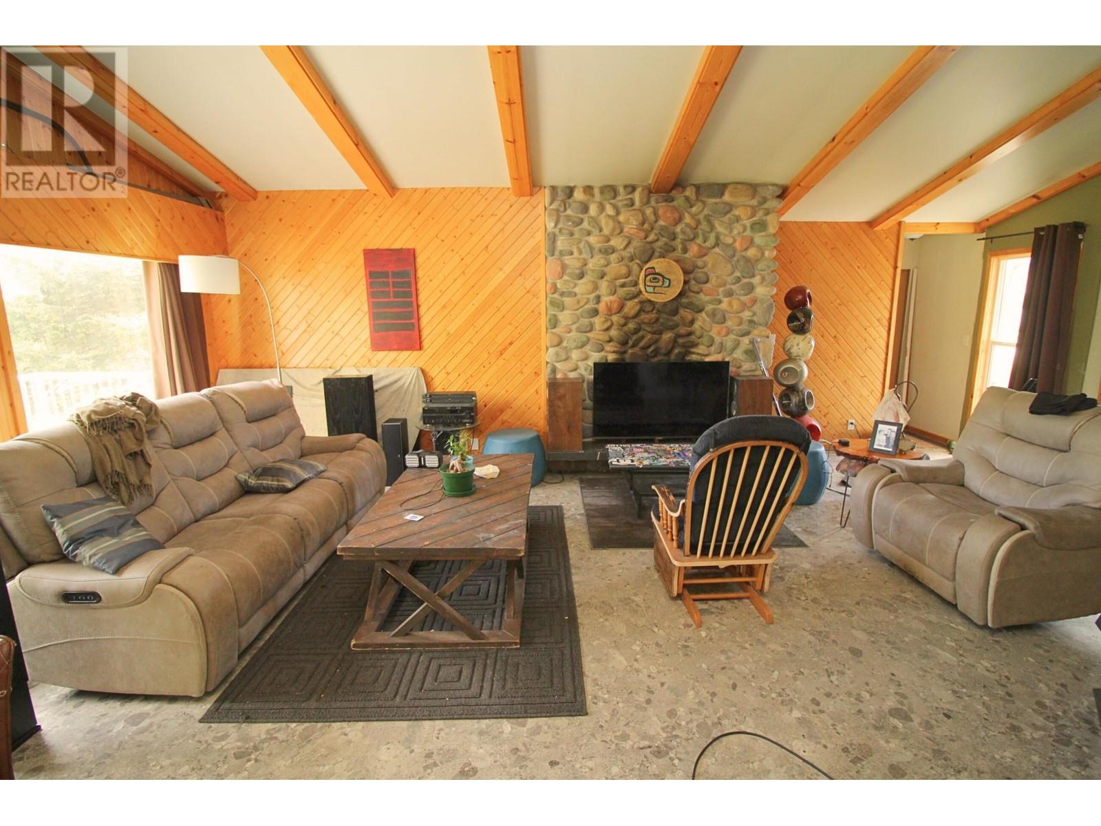 3333 Parish Road, Houston, British Columbia  V0J 1Z0 - Photo 9 - R3009374