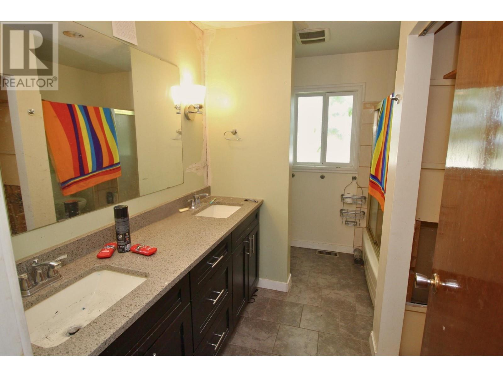 3333 Parish Road, Houston, British Columbia  V0J 1Z0 - Photo 17 - R3009374