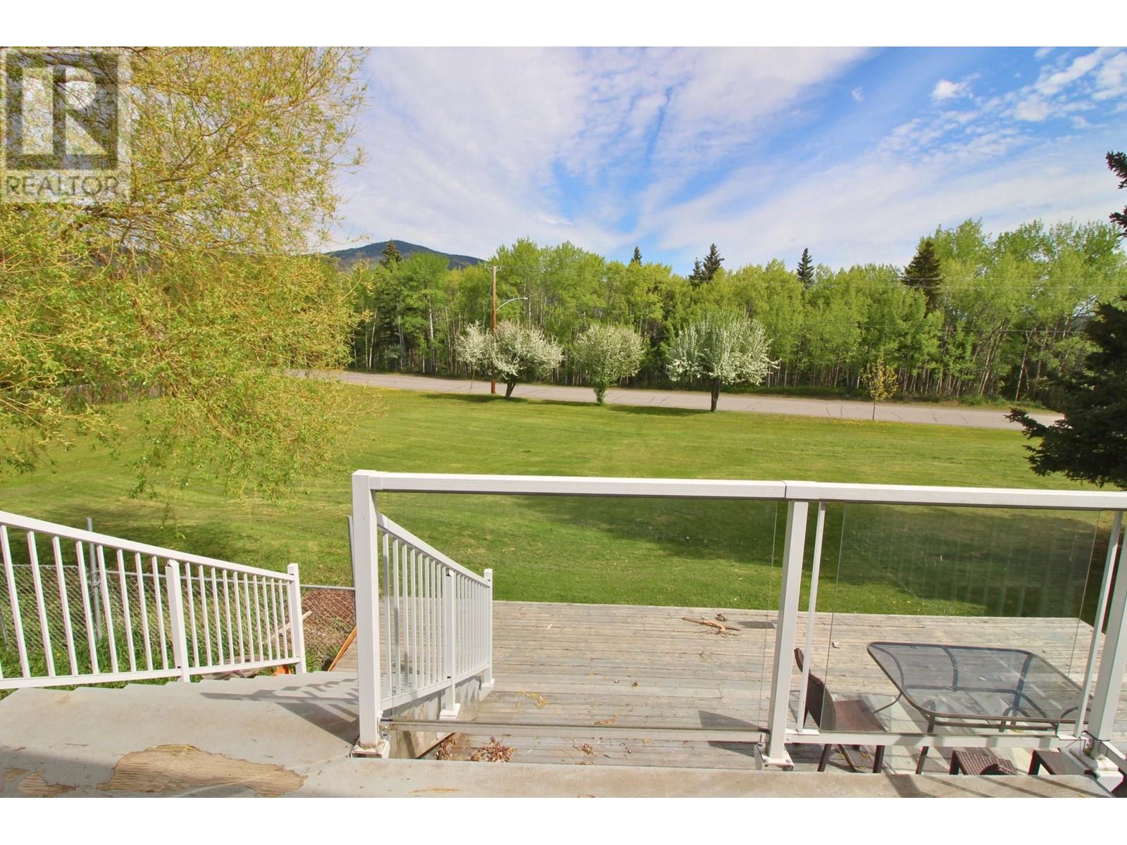 3333 Parish Road, Houston, British Columbia  V0J 1Z0 - Photo 27 - R3009374