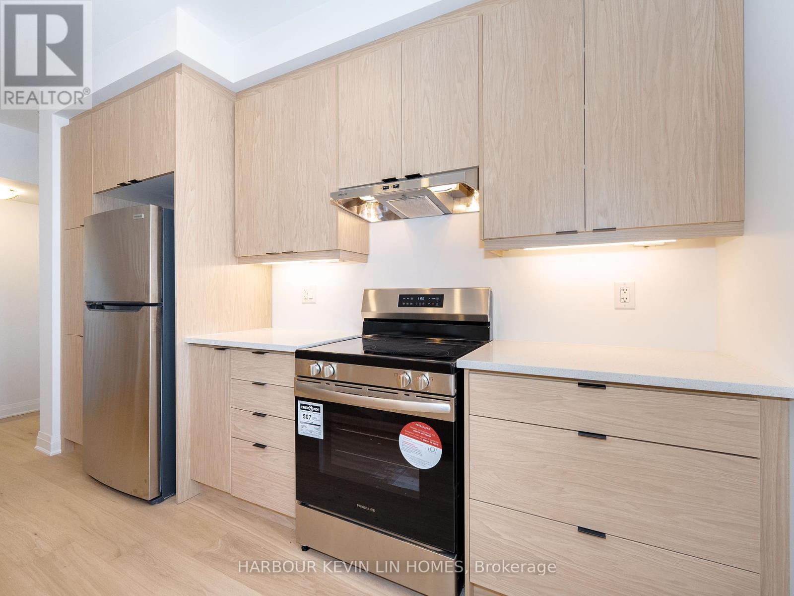 46 Azure Drive, Markham, Ontario  L6C 3M4 - Photo 8 - N12187891