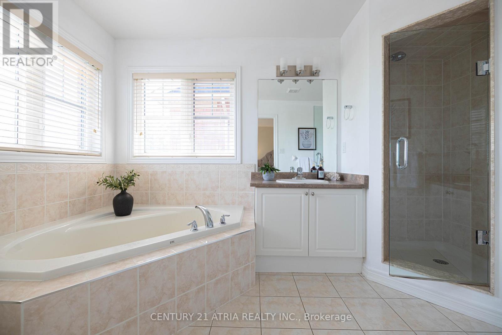 23 Staglin Court, Markham, Ontario  L6C 0K8 - Photo 21 - N12190401