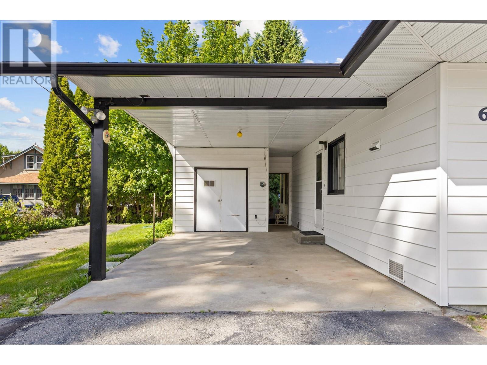 684 Merlot Avenue, Oliver, British Columbia  V0H 1T4 - Photo 4 - 10349626