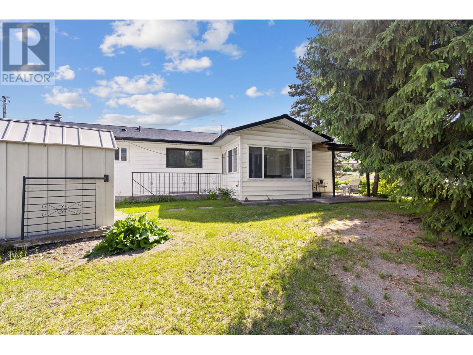 684 Merlot Avenue, Oliver, BC V0H1T4