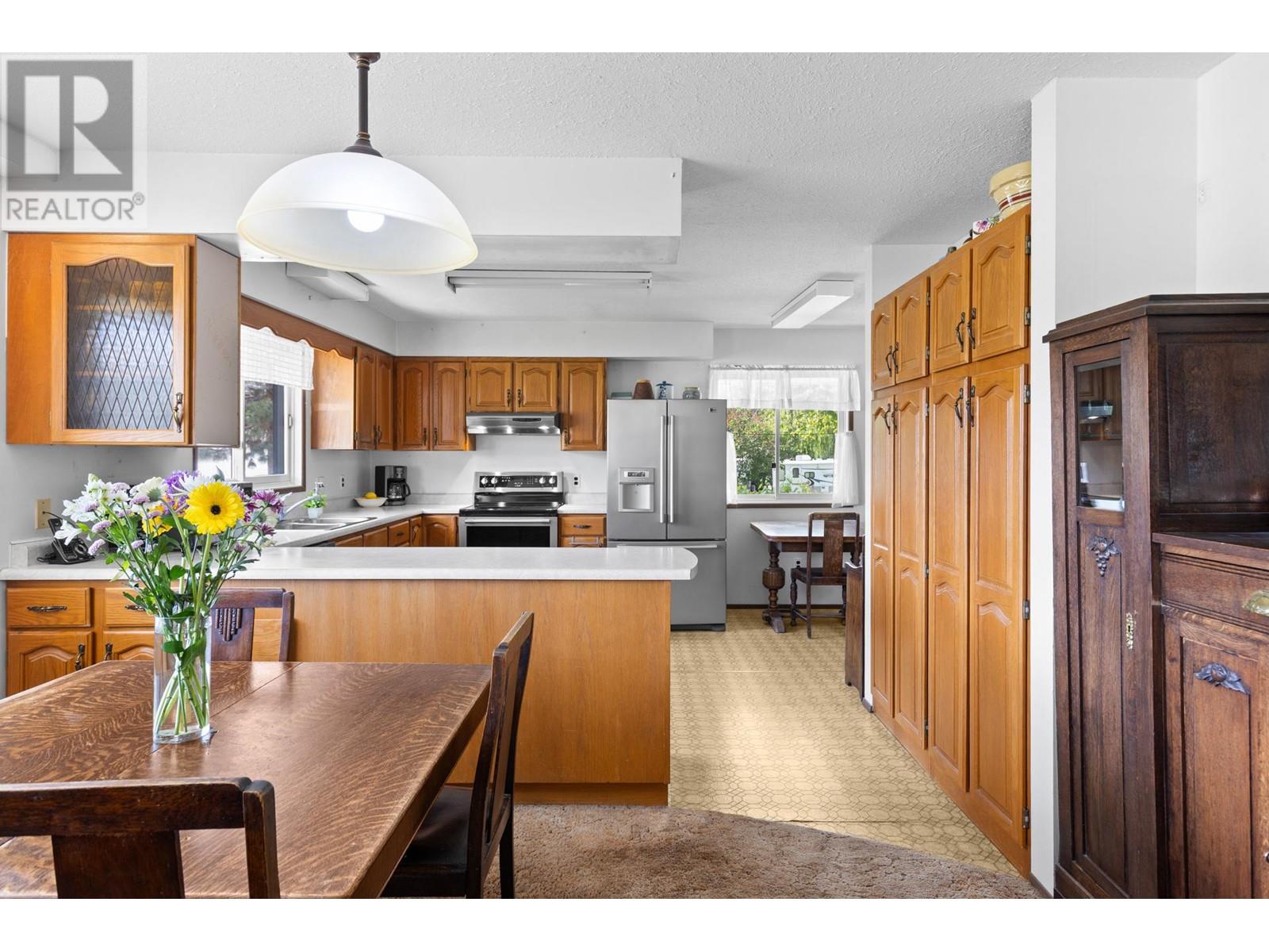 684 Merlot Avenue, Oliver, British Columbia  V0H 1T4 - Photo 11 - 10349626