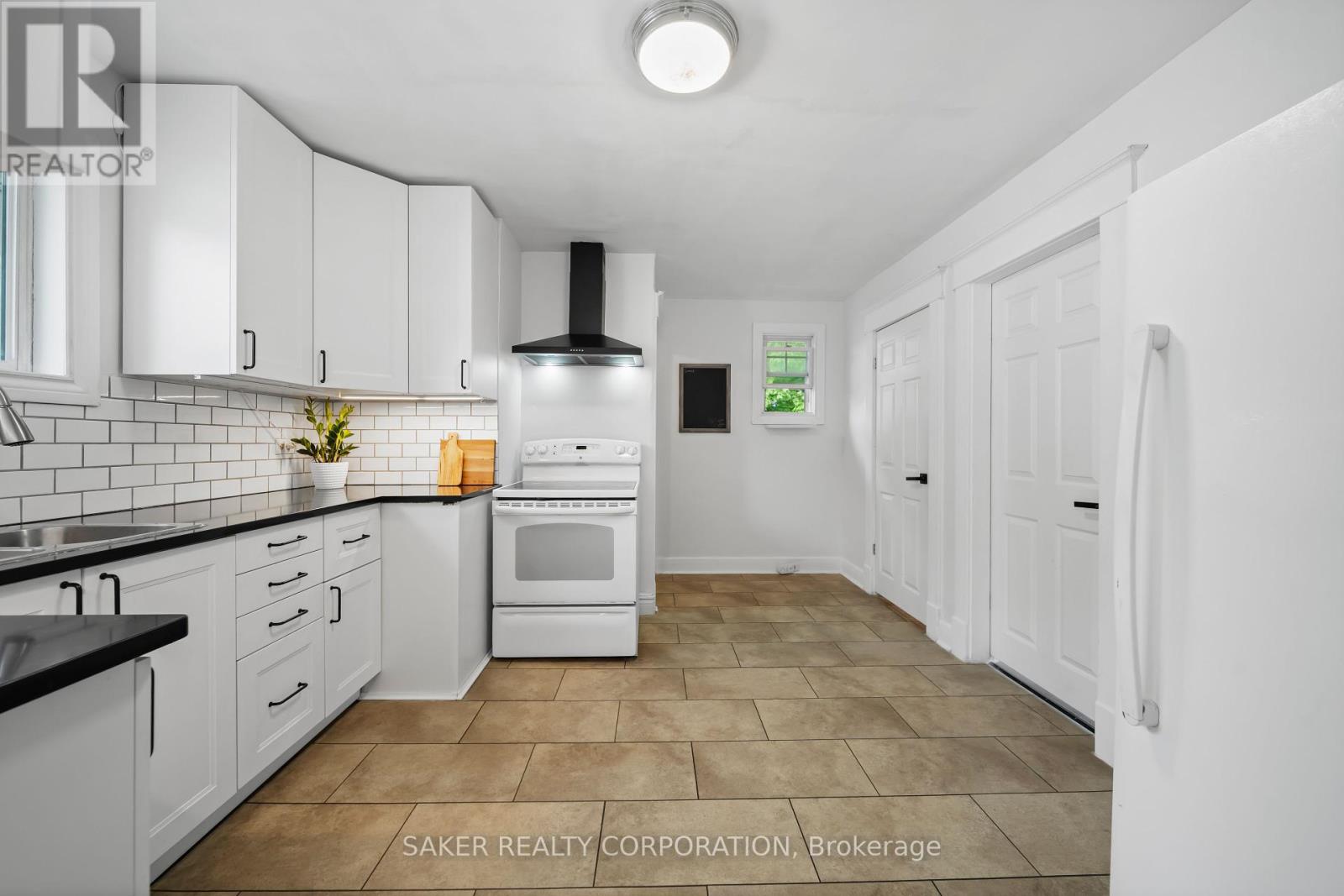 95 Adelaide Street S, London South (South I), Ontario  N5Z 3K6 - Photo 26 - X12190494