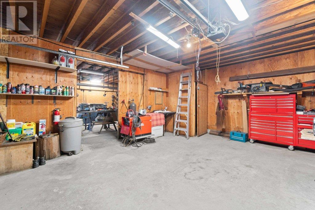 Property at 2593 Duncan Road image 3