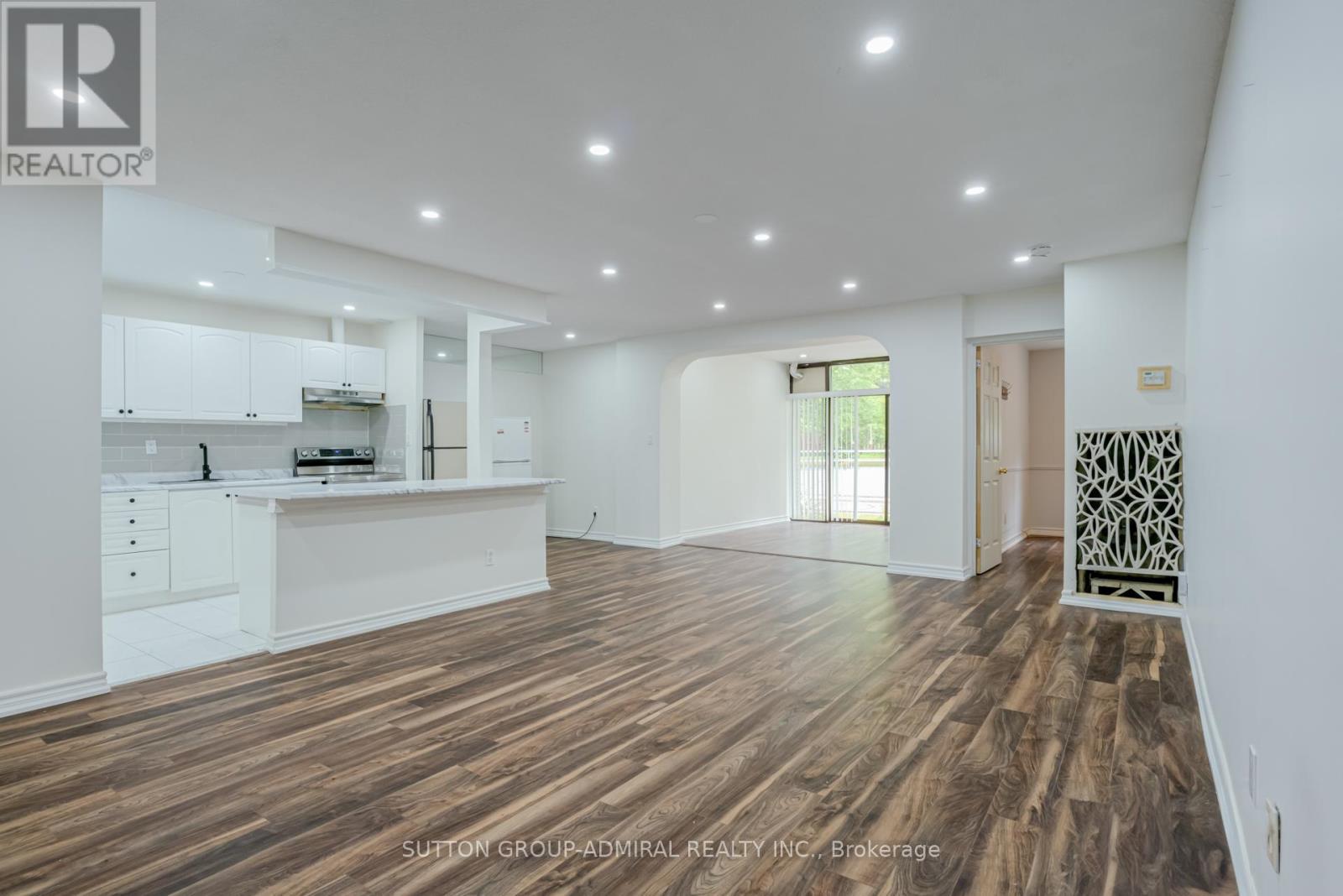 149 - 3025 The Credit Woodlands, Mississauga (Erindale), Ontario  L5C 2V3 - Photo 10 - W12189554