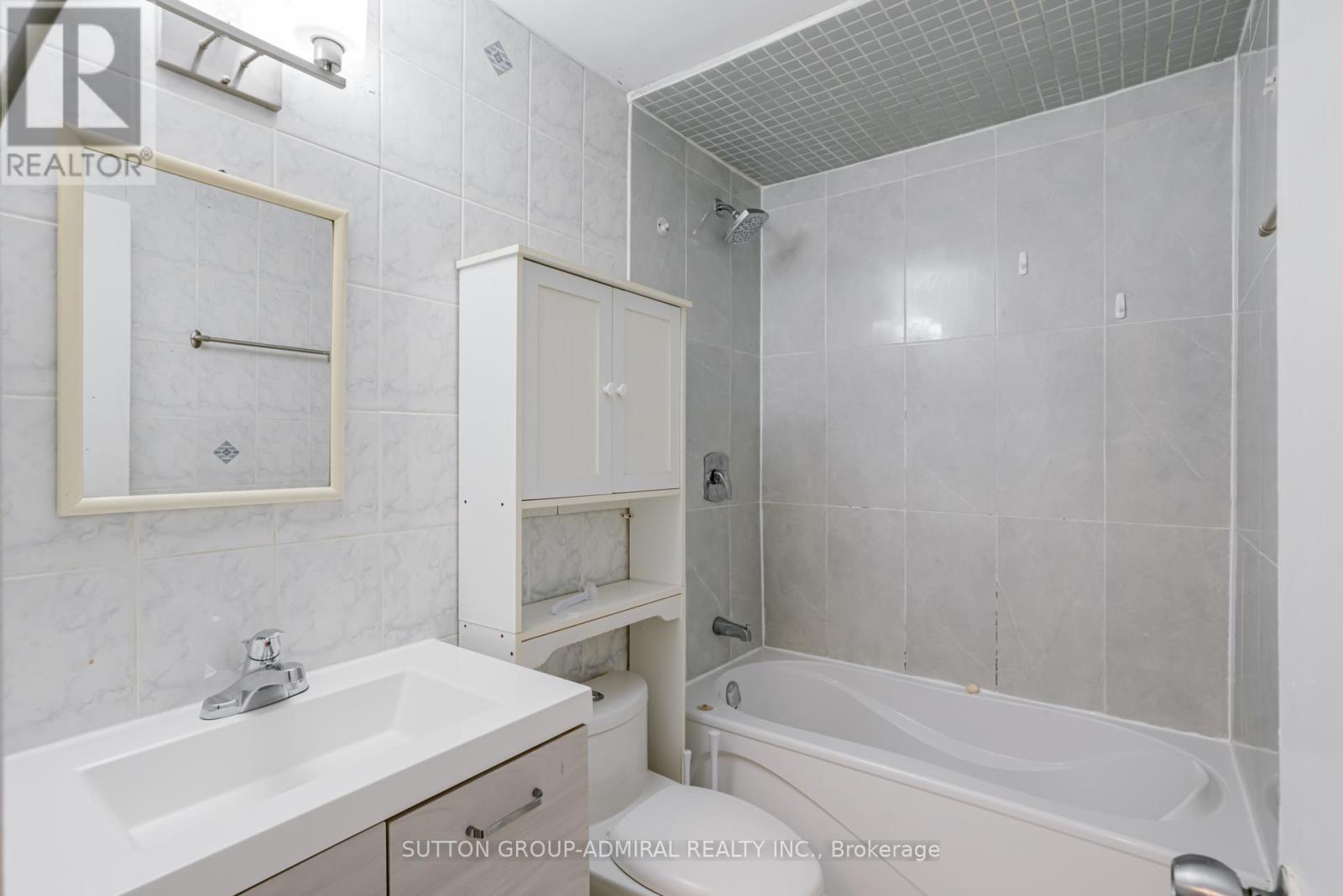 149 - 3025 The Credit Woodlands, Mississauga (Erindale), Ontario  L5C 2V3 - Photo 49 - W12189554
